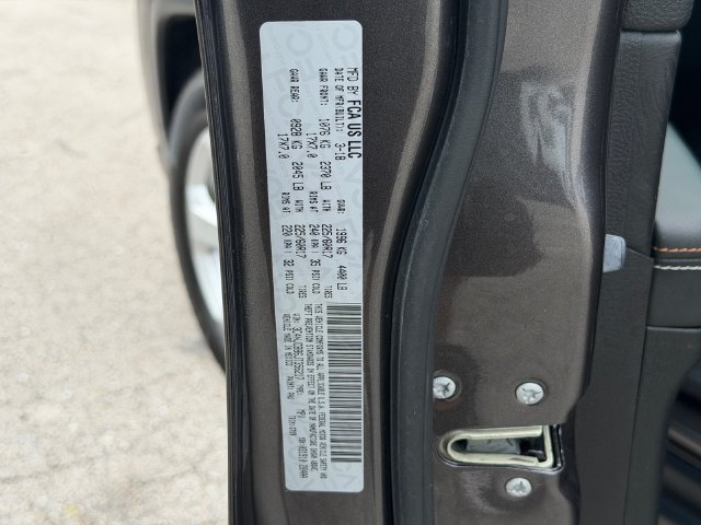 Used 2018 Jeep Compass Latitude w/ Popular Equipment Group FWD image 20