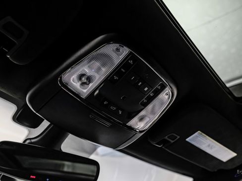 Used 2018 Jeep Grand Cherokee Trackhawk image 38