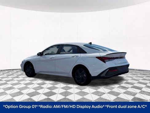 Used 2026 Hyundai Elantra Sport FWD image 6