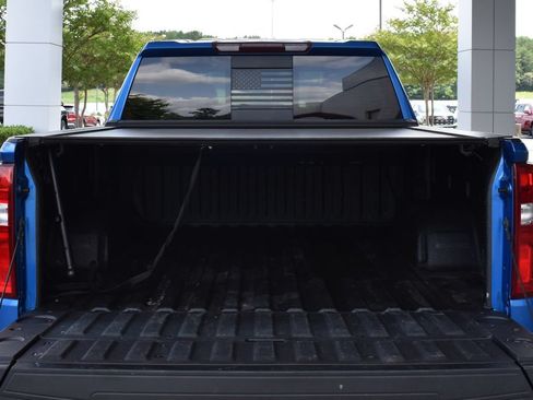 Used 2022 Chevrolet Silverado 1500 RST w/ Convenience Package II AWD/4WD image 11