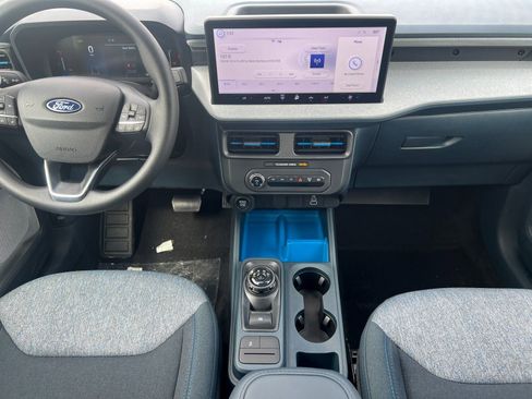 New 2025 Ford Maverick XLT FWD image 22