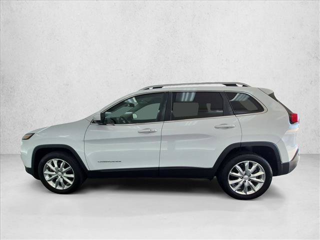Used 2017 Jeep Cherokee Limited w/ Luxury Group FWD image 9