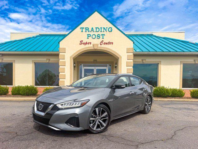 Used 2019 Nissan Maxima 3.5 SL w/ Floor Mat Group FWD image 2