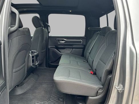 Used 2022 RAM 1500 Big Horn AWD/4WD image 15