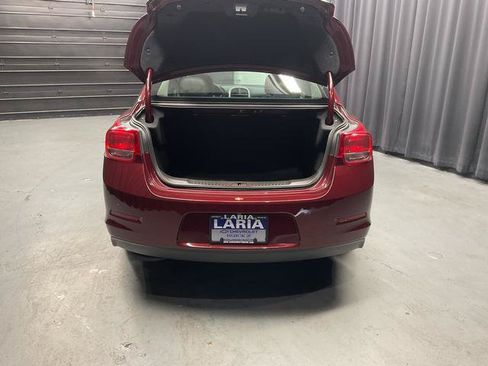 Used 2015 Chevrolet Malibu LT w/ Power Convenience Package FWD image 6