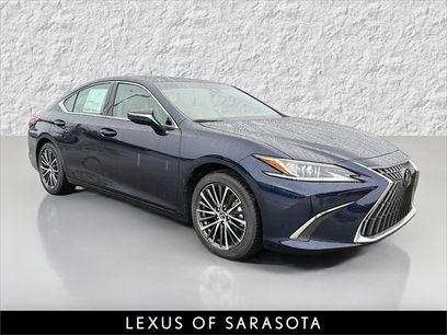 New 2025 Lexus ES 350 w/ Premium Package