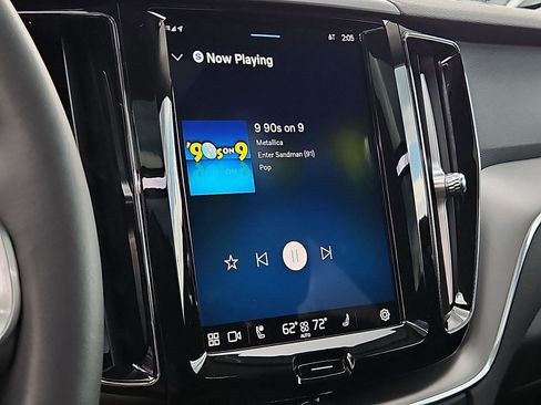 Certified 2024 Volvo XC60 T8 Core w/ Protection Package Premier image 18