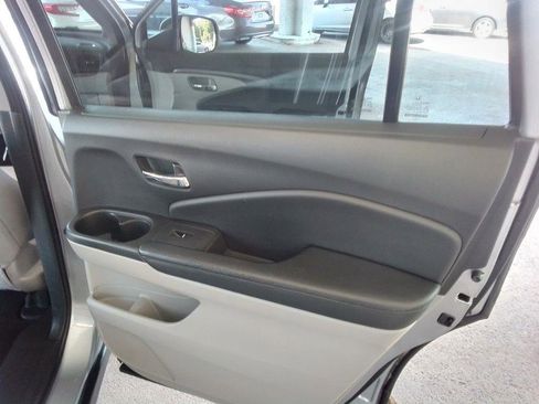 Used 2016 Honda Pilot EX-L image 26