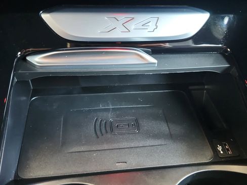 Used 2025 BMW X4 xDrive30i w/ Premium Package AWD/4WD image 13