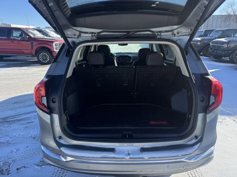 Used 2023 GMC Terrain Denali w/ Denali Premium Package image 22