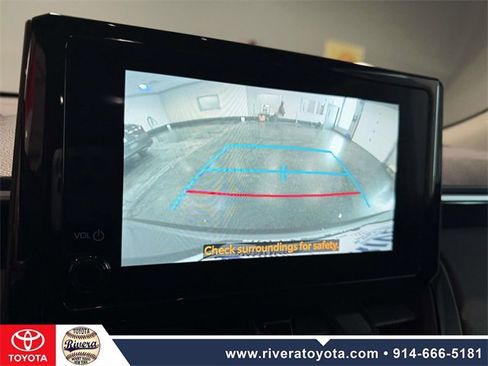 Used 2023 Toyota Corolla Cross LE image 22