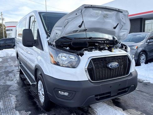 Used 2024 Ford Transit 250 Low Roof w/ Exterior Upgrade Package image 48
