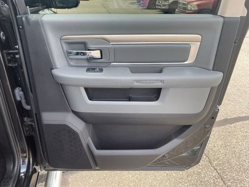 Used 2017 RAM 1500 Big Horn AWD/4WD image 27