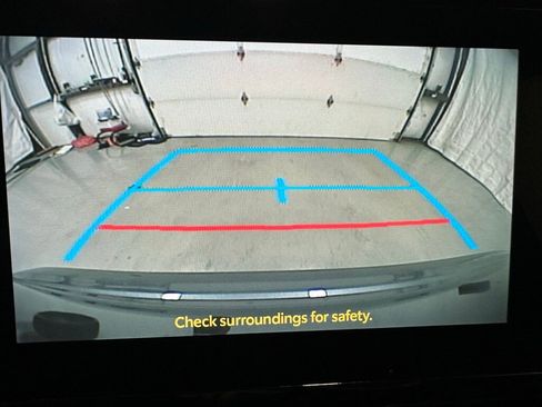 Used 2025 Toyota Corolla SE image 37