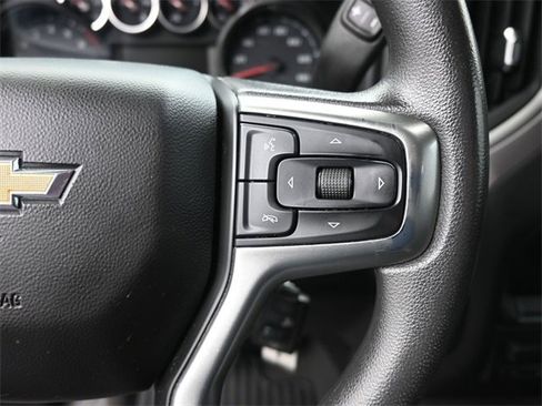 Used 2022 Chevrolet Silverado 2500 Custom w/ Custom Convenience Package image 28