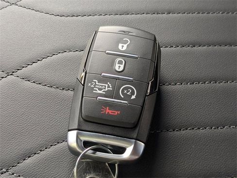 New 2026 RAM 2500 Limited image 30