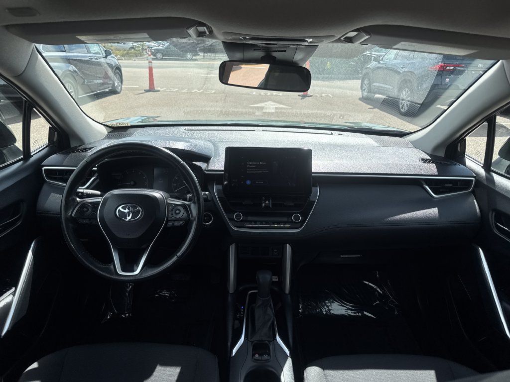 Used 2023 Toyota Corolla Cross LE w/ Moonroof Package AWD/4WD image 10