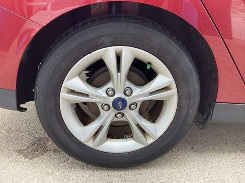 Used 2014 Ford Focus SE FWD image 8