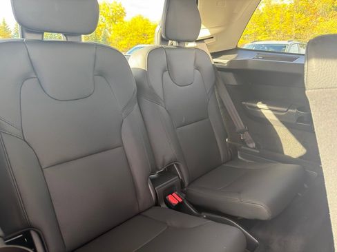 Used 2023 Volvo XC90 B6 Plus w/ Protection Package Premier image 38
