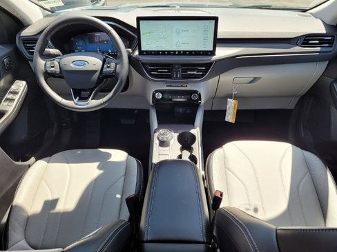 New 2025 Ford Escape SE w/ PHEV Premium Package image 6