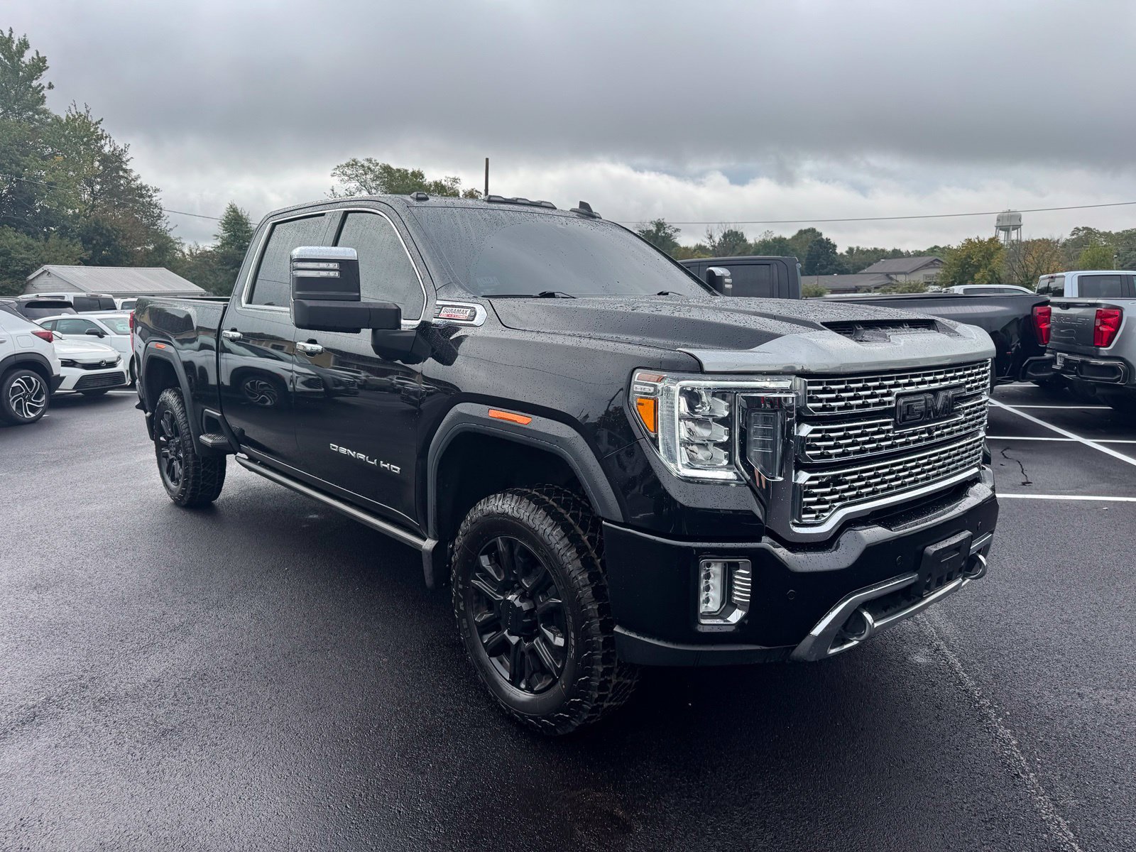 Used 2021 GMC Sierra 2500 Denali w/ Denali Black Diamond Edition AWD/4WD image 8