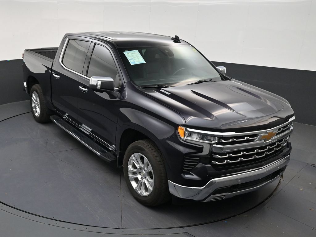 Used 2023 Chevrolet Silverado 1500 LTZ RWD image 17