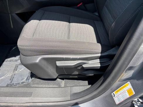 Used 2026 Chevrolet Equinox LT FWD image 26