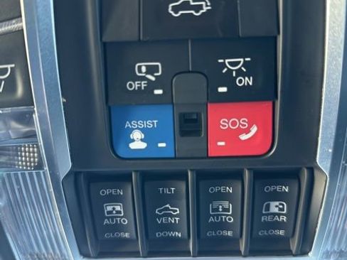 Used 2019 RAM 1500 Limited image 37