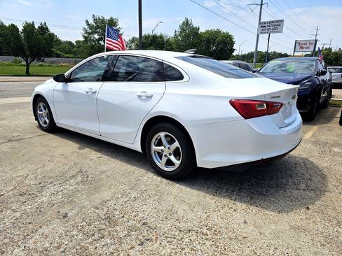 Used 2018 Chevrolet Malibu LS image 5