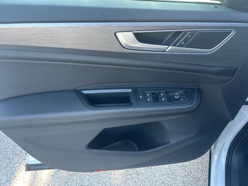 New 2026 Volkswagen Atlas Cross Sport SE image 10