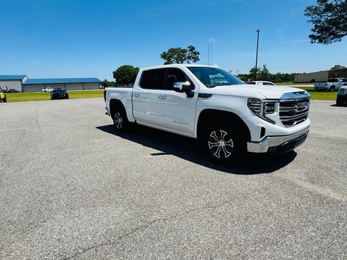 Used 2024 GMC Sierra 1500 SLT RWD image 8