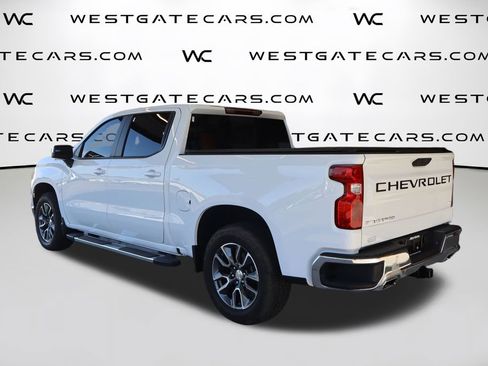 Used 2024 Chevrolet Silverado 1500 LT w/ Z71 Off-Road Package image 3