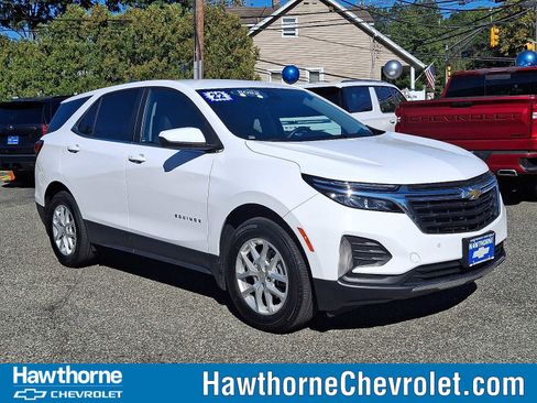 Certified 2022 Chevrolet Equinox LT image 1