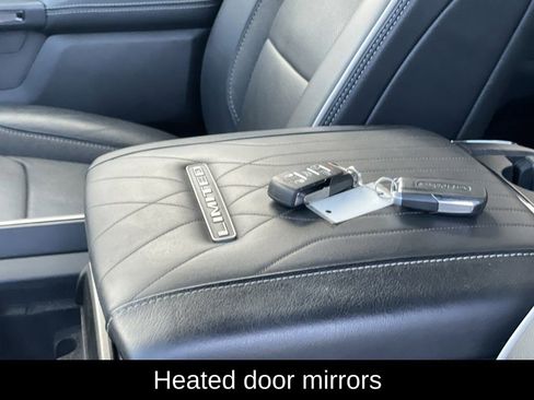 Used 2025 RAM 1500 Limited w/ Body Color Bumper Group image 17