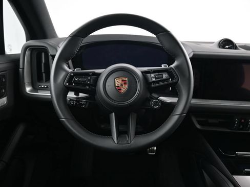 Used 2026 Porsche Cayenne AWD/4WD image 13