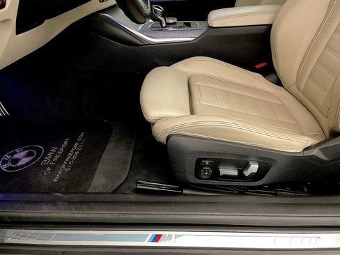 Certified 2022 BMW 430i xDrive Convertible w/ M Sport Package image 10