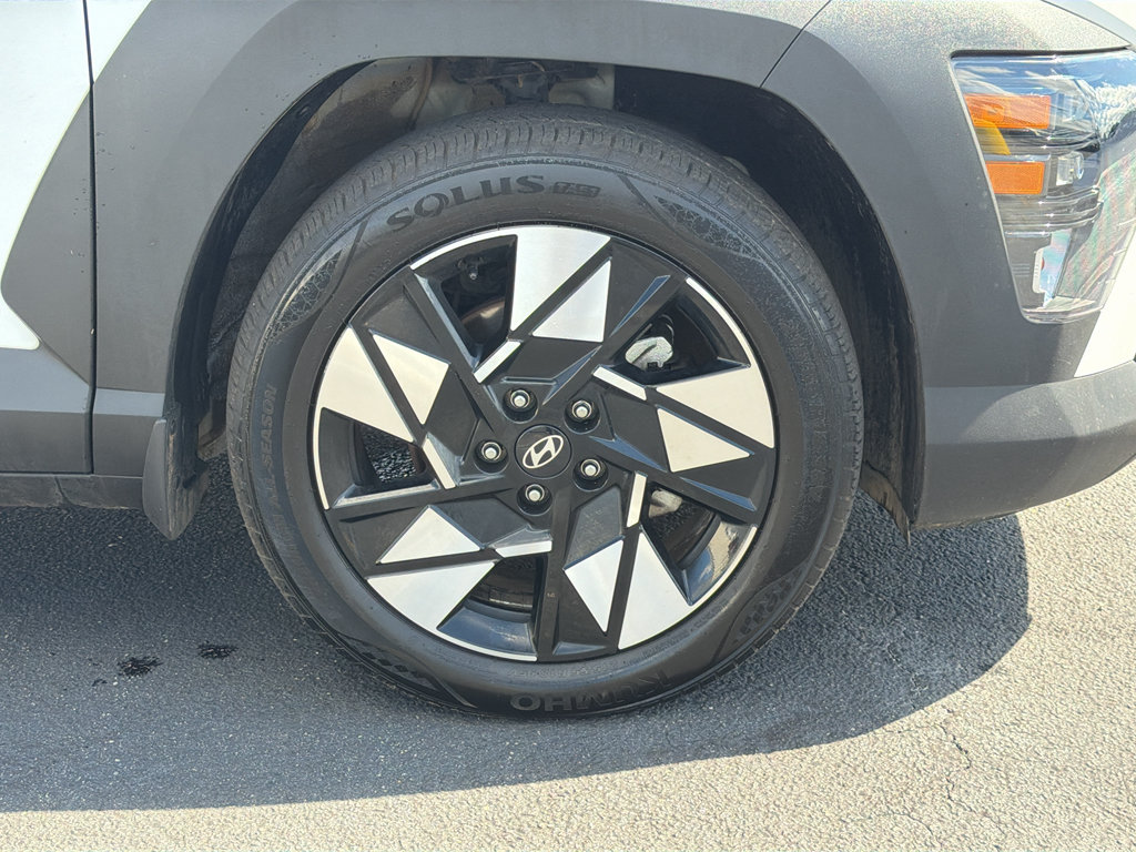 Used 2025 Hyundai Kona SEL FWD image 31