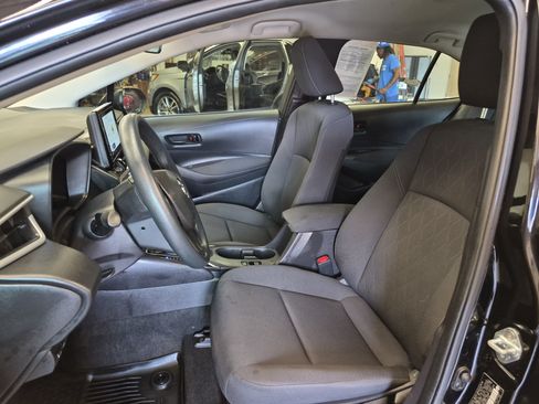 Used 2026 Toyota Corolla LE FWD image 11
