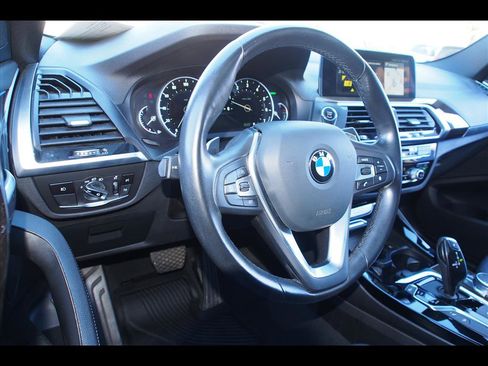 Used 2018 BMW X3 xDrive30i image 17