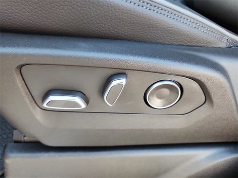 New 2026 GMC Sierra 1500 Denali w/ Technology Package image 12