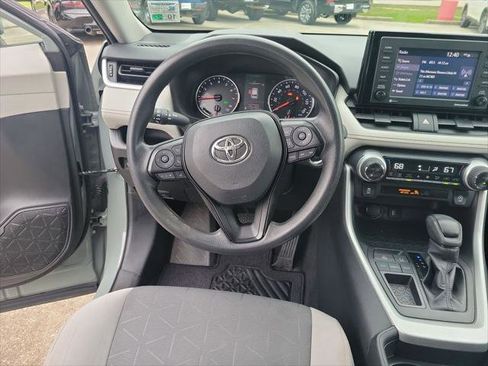Certified 2021 Toyota RAV4 XLE w/ Convenience Package FWD image 20