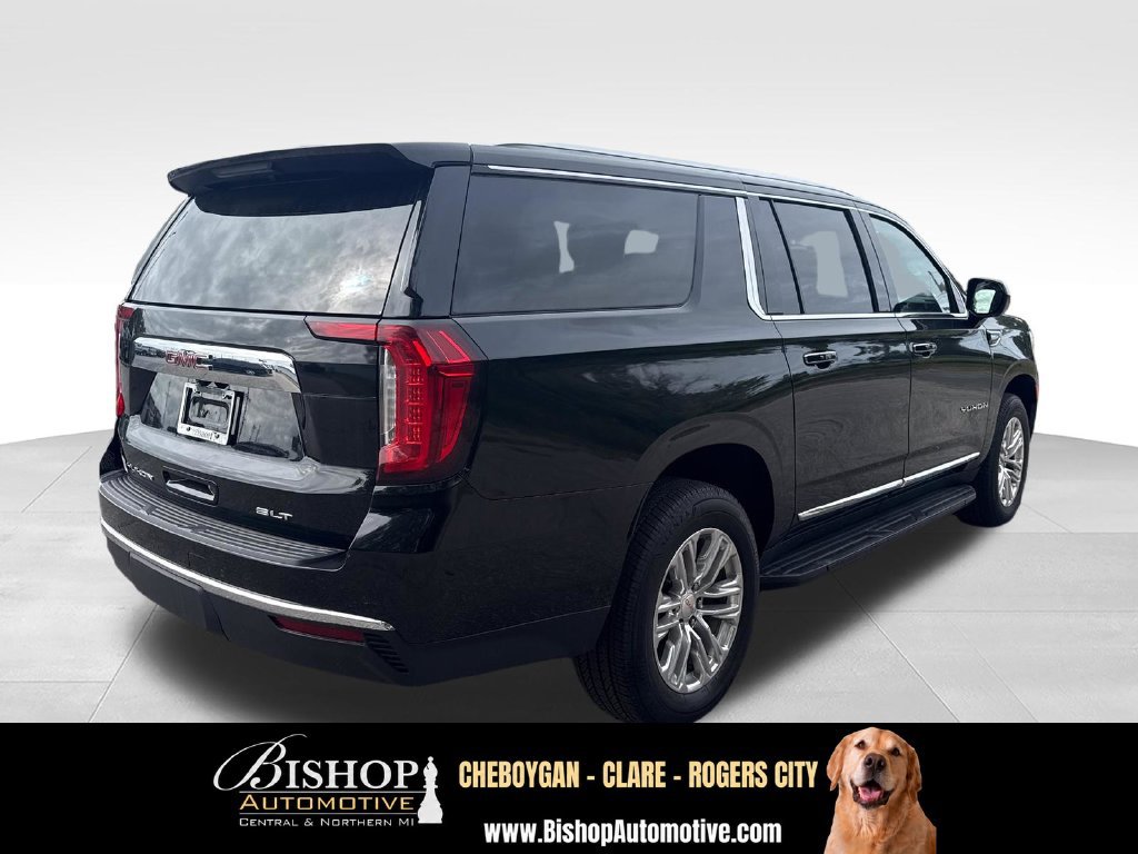 Used 2024 GMC Yukon XL SLT AWD/4WD image 11