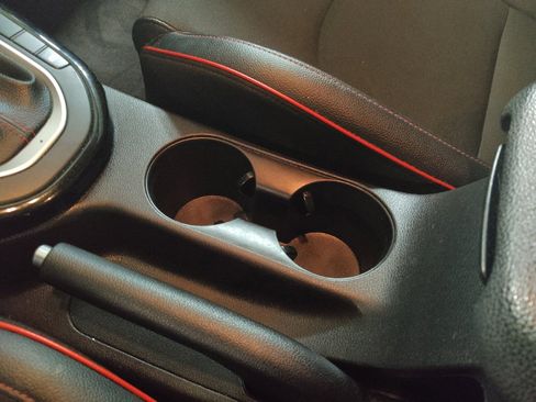 Used 2022 Kia Forte GT image 26