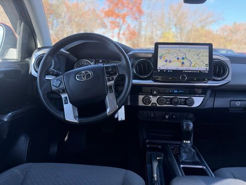 Certified 2022 Toyota Tacoma SR5 image 22