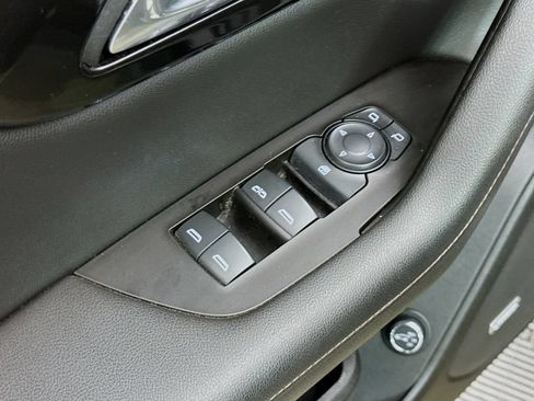 Used 2021 Chevrolet Blazer Premier w/ Driver Confidence II Package FWD image 19