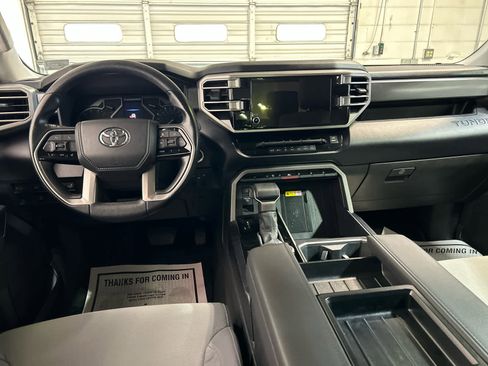 Used 2024 Toyota Tundra SR5 w/ SR5 Convenience Package AWD/4WD image 4