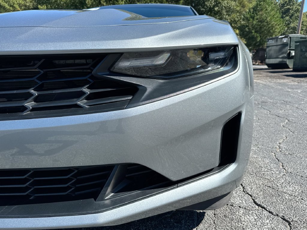 Used 2024 Chevrolet Camaro LT w/ Technology Package RWD image 10