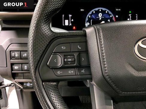 Certified 2025 Toyota Tacoma SR image 20