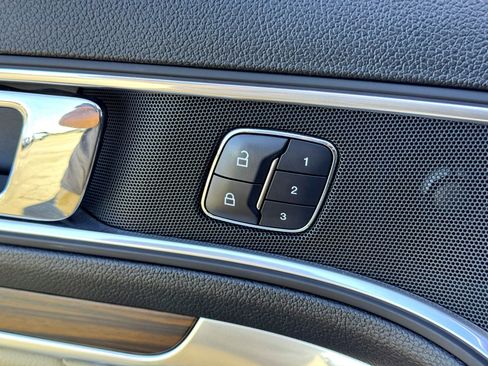 Used 2017 Ford Explorer Limited w/ Equipment Group 301A image 15