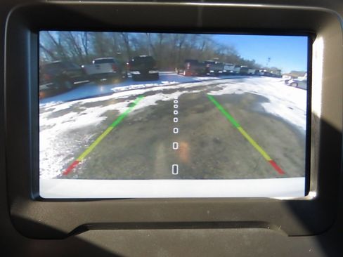 Used 2019 Jeep Renegade Latitude w/ Cold Weather Group image 24